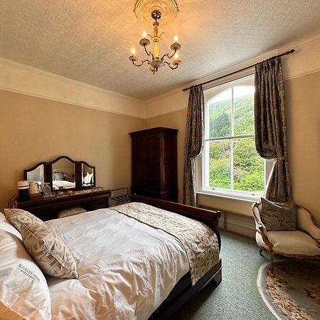 Отель The Buckley Arms Dinas Mawddwy Экстерьер фото