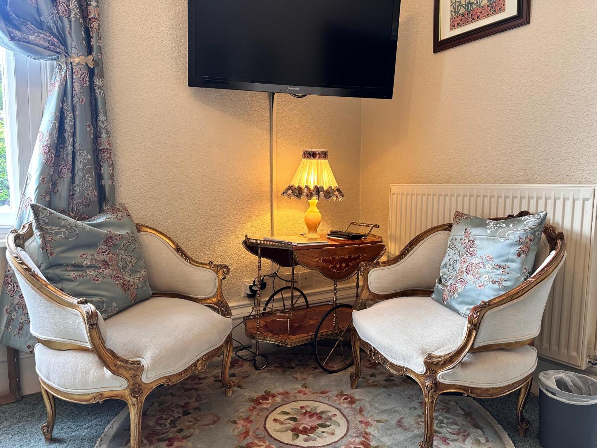 Отель The Buckley Arms Dinas Mawddwy Экстерьер фото